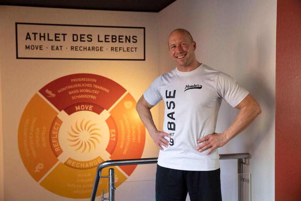 Personal Trainer / Coach Alexander Fischer im Studio Stuttgart